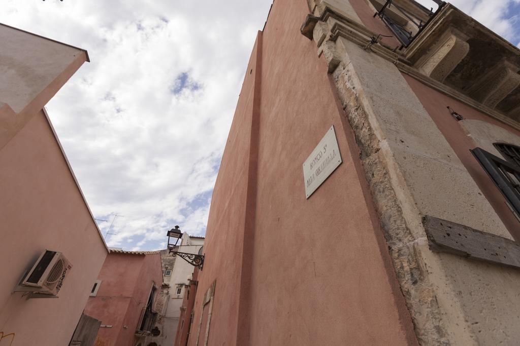 Ortigia Deluxe S.A.L. Syracuse Exterior foto